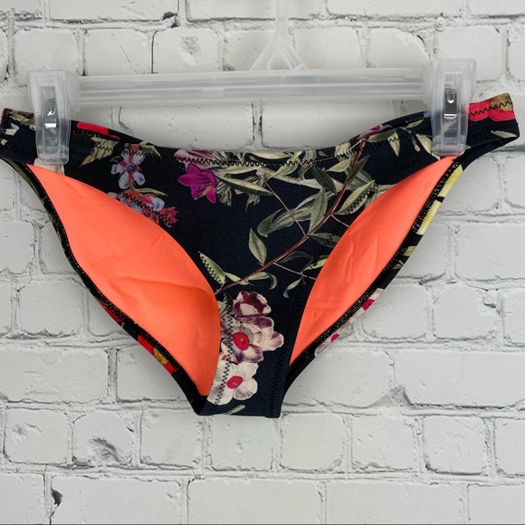 TRIANGL Neoprene Black Floral Cheeky Bikini Bottoms size small - Picture 1 of 6